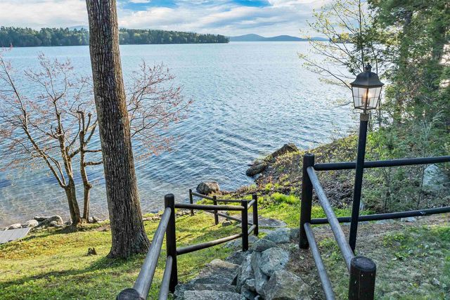 74 Keewaydin Road, Wolfeboro, NH 03894
