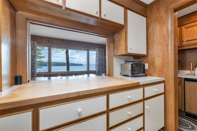 74 Keewaydin Road, Wolfeboro, NH 03894