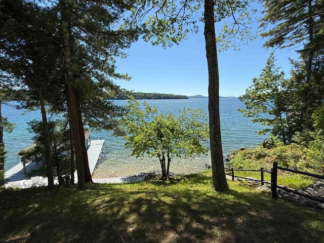 74 Keewaydin Road, Wolfeboro, NH 03894