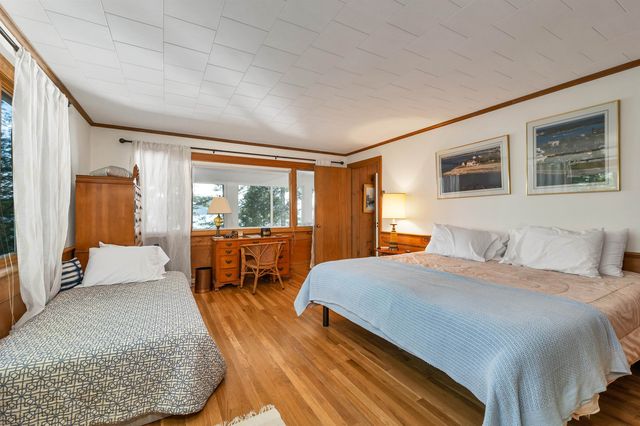 74 Keewaydin Road, Wolfeboro, NH 03894