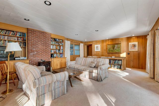 74 Keewaydin Road, Wolfeboro, NH 03894