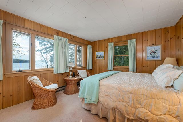 74 Keewaydin Road, Wolfeboro, NH 03894