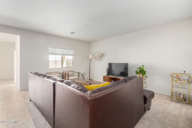 10808 W BLOCH Road, Tolleson, AZ 85353