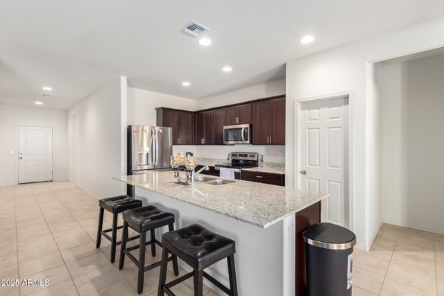 10808 W BLOCH Road, Tolleson, AZ 85353