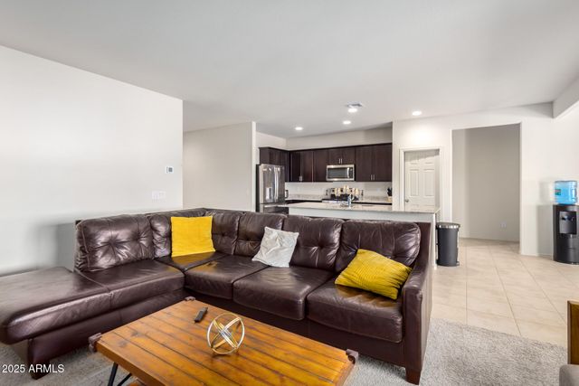 10808 W BLOCH Road, Tolleson, AZ 85353