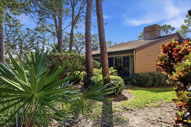 4639 CHANDLERS FORDE 36, Sarasota, FL 34235