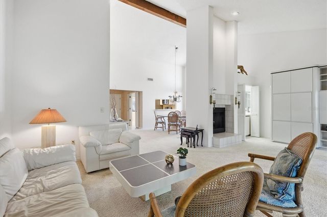 4639 CHANDLERS FORDE 36, Sarasota, FL 34235