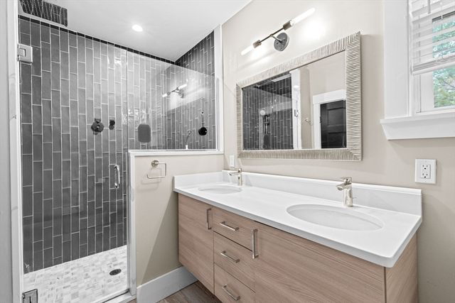 24 Alpha Rd. 1, Boston, MA 02124