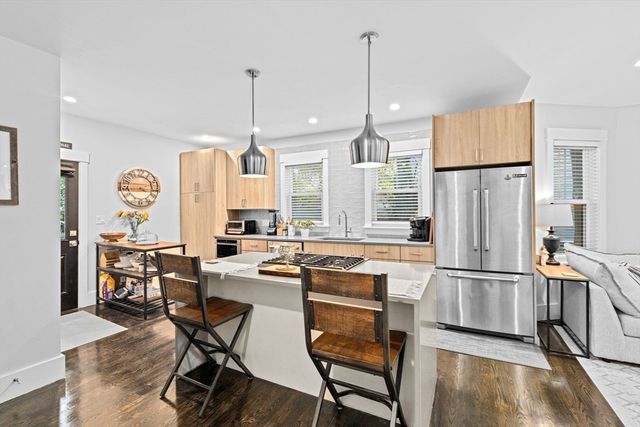 24 Alpha Rd. 1, Boston, MA 02124