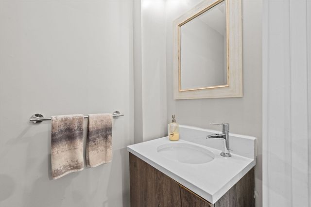 24 Alpha Rd. 1, Boston, MA 02124