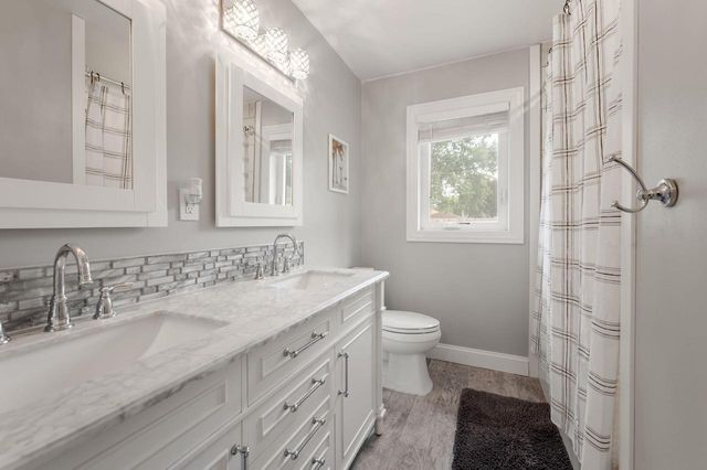 2916 S 104th STREET, West Allis, WI 53227