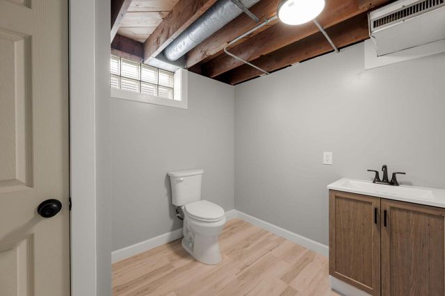 2916 S 104th STREET, West Allis, WI 53227
