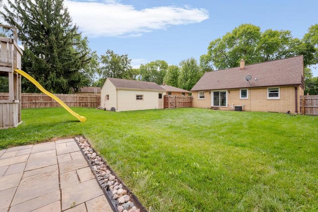 2916 S 104th STREET, West Allis, WI 53227
