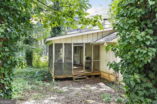 1470 Walnut Ridge Way, Stone Mountain, GA 30083