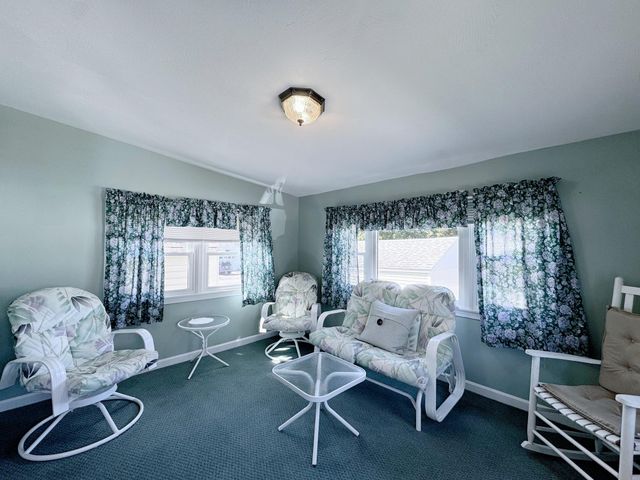 11 Victor Avenue, Nashua, NH 03060
