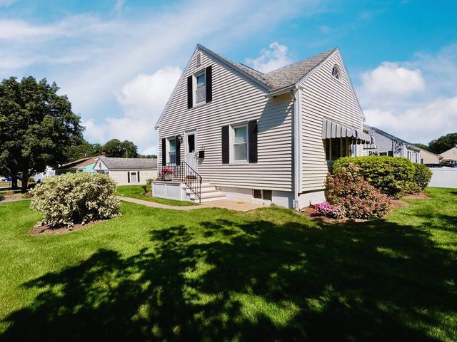 11 Victor Avenue, Nashua, NH 03060