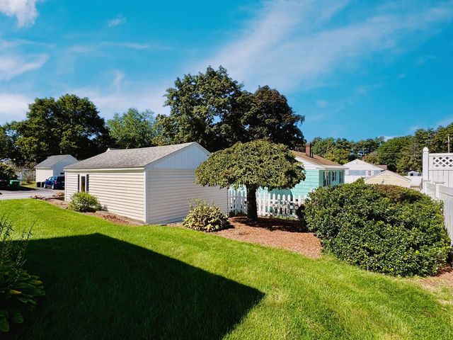 11 Victor Avenue, Nashua, NH 03060