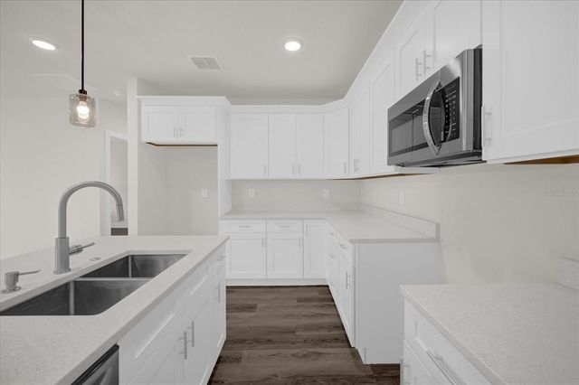 501 DEAN CREEK LANE, Orlando, FL 32825