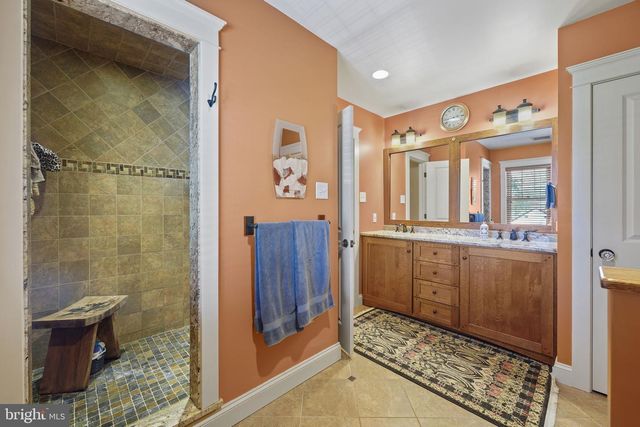 176 SYCAMORE LN, Phoenixville, PA 19460