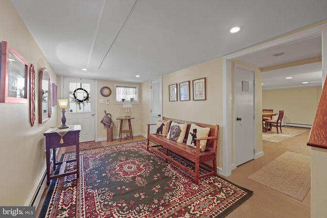 176 SYCAMORE LN, Phoenixville, PA 19460