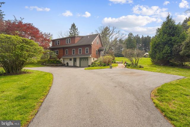 176 SYCAMORE LN, Phoenixville, PA 19460