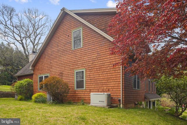 176 SYCAMORE LN, Phoenixville, PA 19460