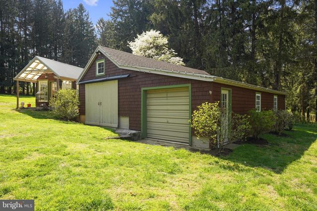 176 SYCAMORE LN, Phoenixville, PA 19460