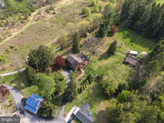 176 SYCAMORE LN, Phoenixville, PA 19460