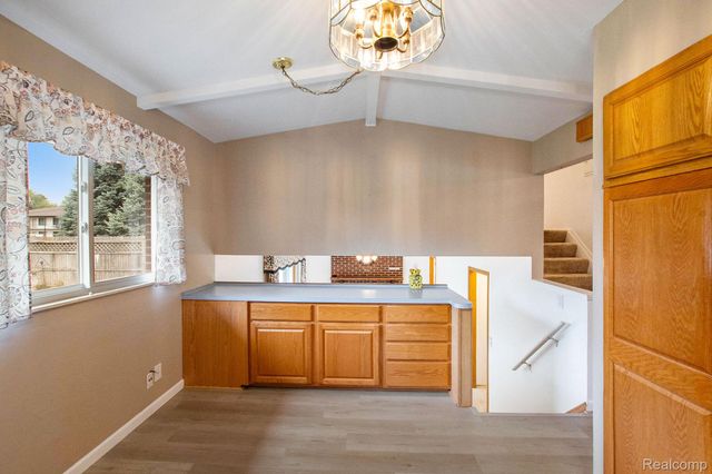 1001 Worchester Drive, Fenton, MI 48430