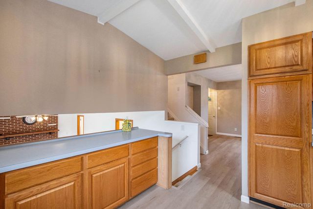 1001 Worchester Drive, Fenton, MI 48430