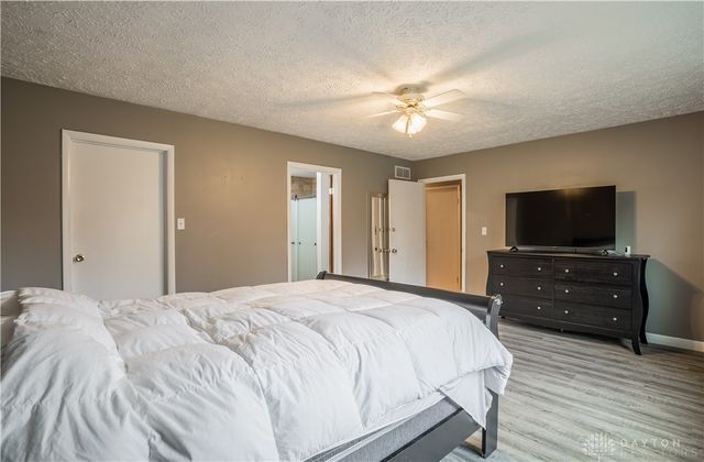 7040 Frederick Pike, Dayton, OH 45414