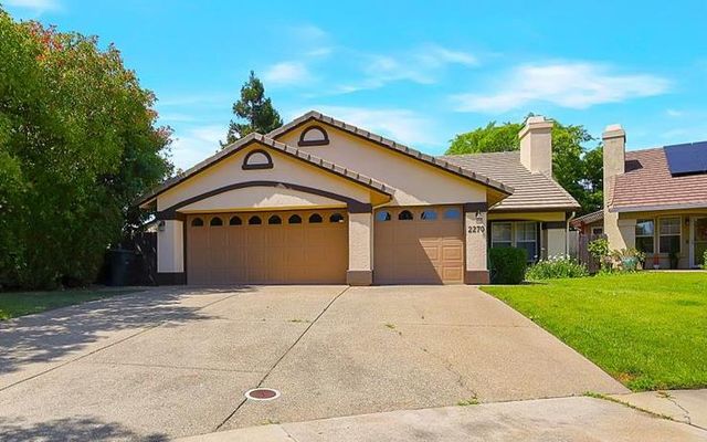 2270 Meadowland Ct, Lincoln, CA 95648