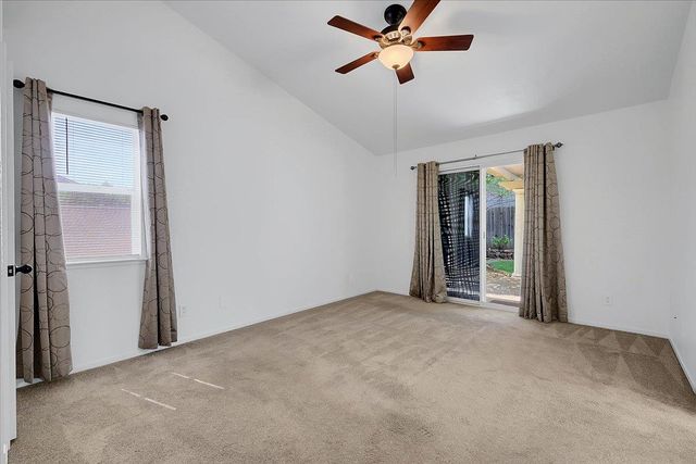 2270 Meadowland Ct, Lincoln, CA 95648