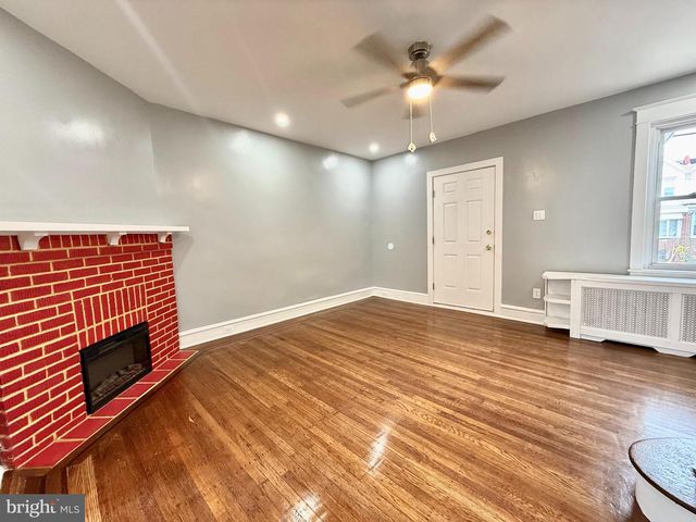 207 W NEDRO AVE, Philadelphia, PA 19120