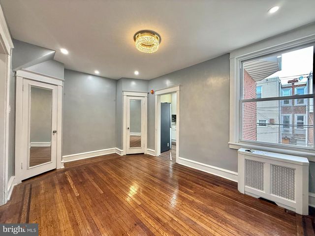 207 W NEDRO AVE, Philadelphia, PA 19120