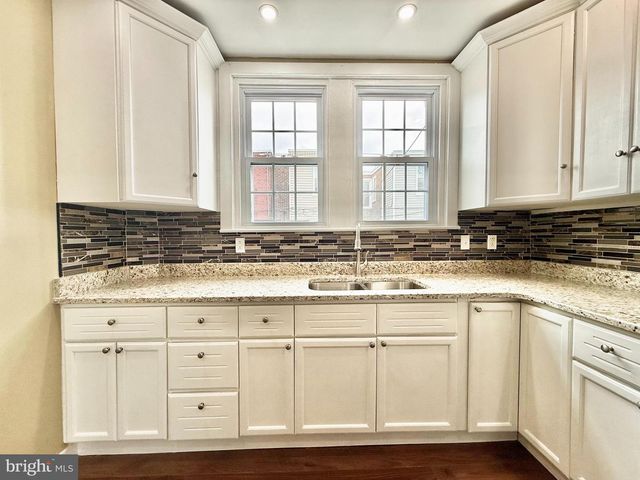 207 W NEDRO AVE, Philadelphia, PA 19120