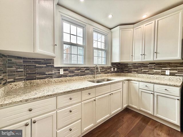 207 W NEDRO AVE, Philadelphia, PA 19120