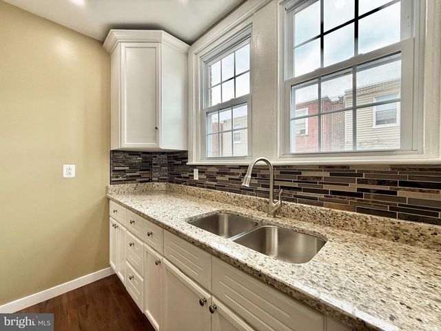 207 W NEDRO AVE, Philadelphia, PA 19120