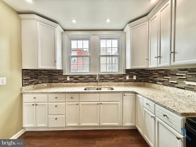 207 W NEDRO AVE, Philadelphia, PA 19120