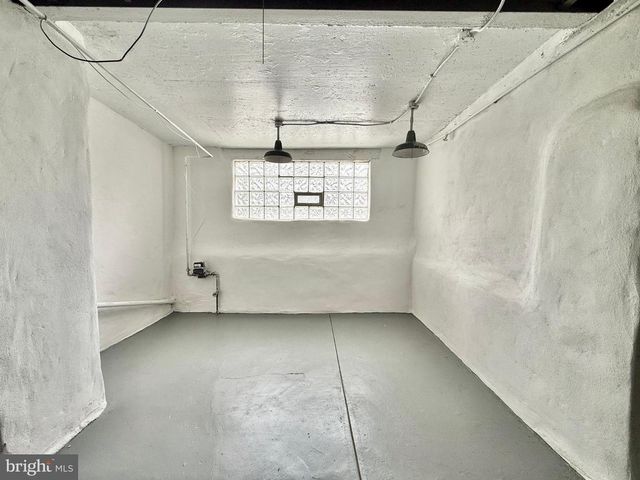 207 W NEDRO AVE, Philadelphia, PA 19120