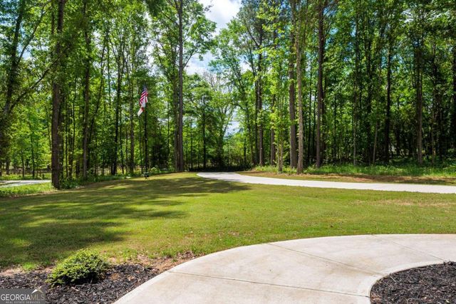 415 Paynes Lake Road, Carrollton, GA 30116