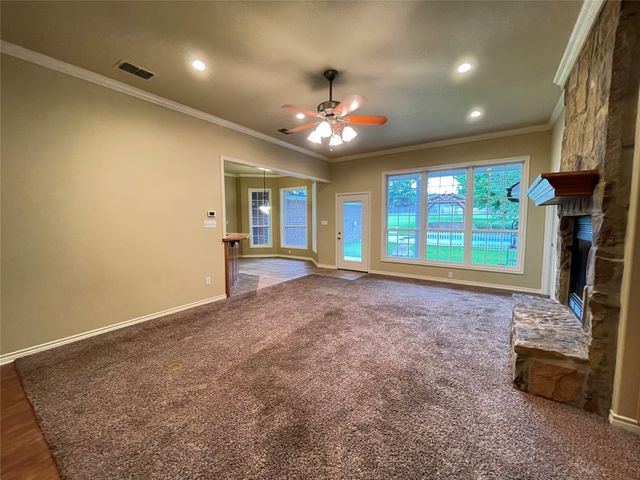 107 Spring Valley Run, Bullard, TX 75757