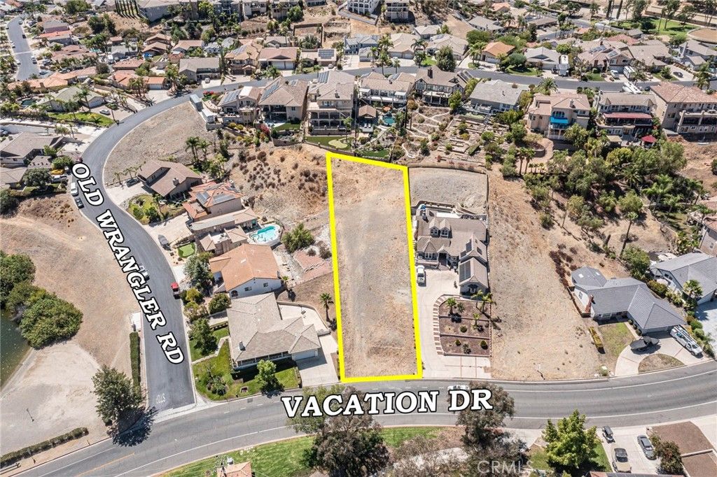 22283 Vacation Drive, Canyon Lake, CA 92587 — photo 3