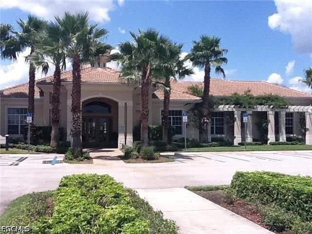 8649 Athena CT, Lehigh Acres, FL 33971