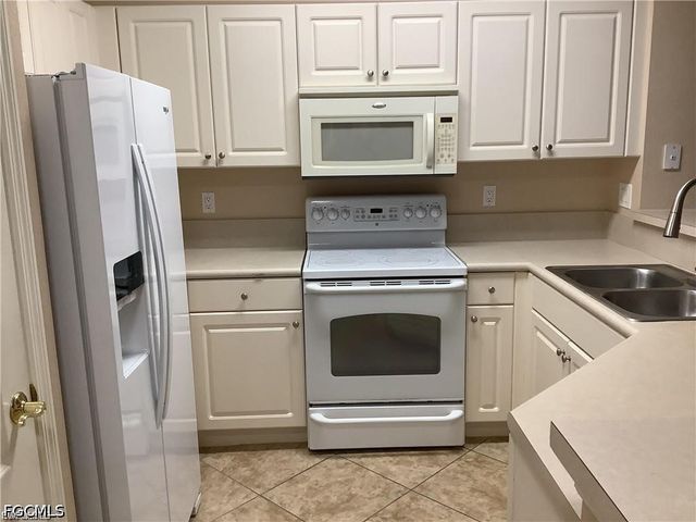 8649 Athena CT, Lehigh Acres, FL 33971