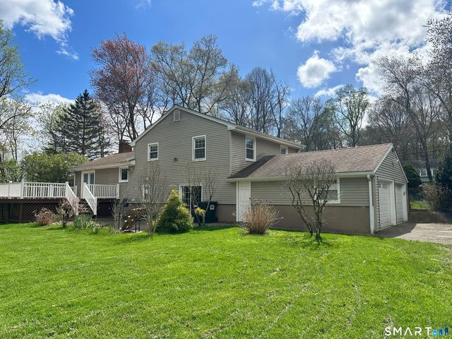 65 Gate Ridge Road, Easton, CT 06612