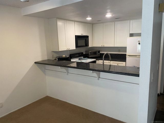 8348 VIA SONOMA E, La Jolla, CA 92037