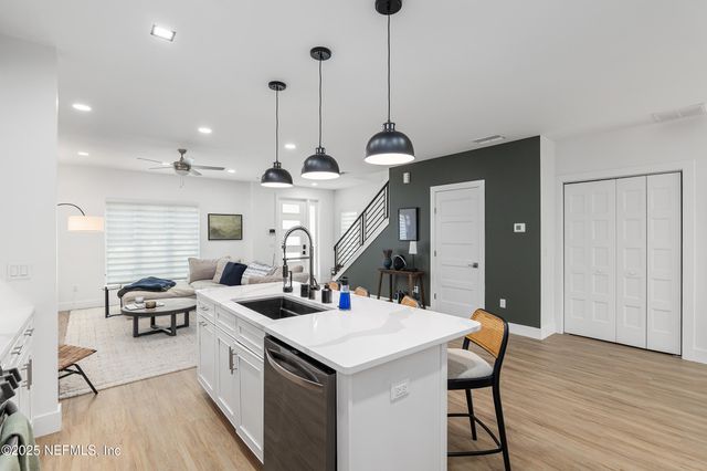 3317 SW 50TH Drive, Gainesville, FL 32608