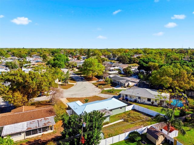 5220 27TH AVENUE N, St Petersburg, FL 33710