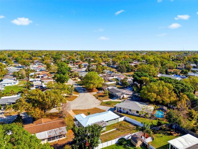 5220 27TH AVENUE N, St Petersburg, FL 33710